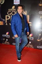 Salman Khan at Golden Petal Awards in Mumbai on 6th March 2016